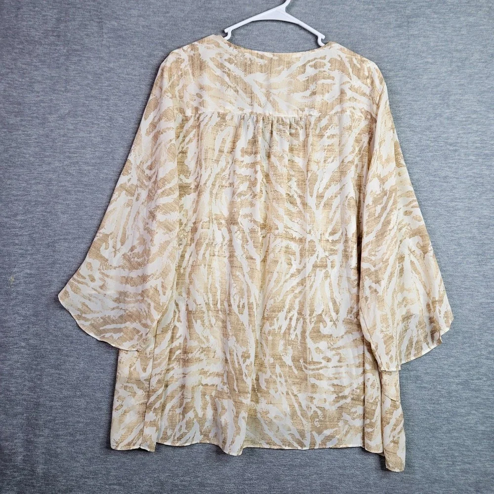Beautiful by Lawrence Zarian Women 2X Beige Animal Print Layered Tunic Blouse